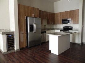 4320 Dickason Ave in Dallas, TX - Building Photo