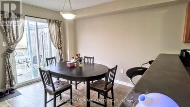 370 Sauve Crescent in Waterloo, ON - Building Photo - Building Photo