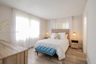 8300 N Sherman Cir-Unit -D506 in Miramar, FL - Building Photo - Building Photo