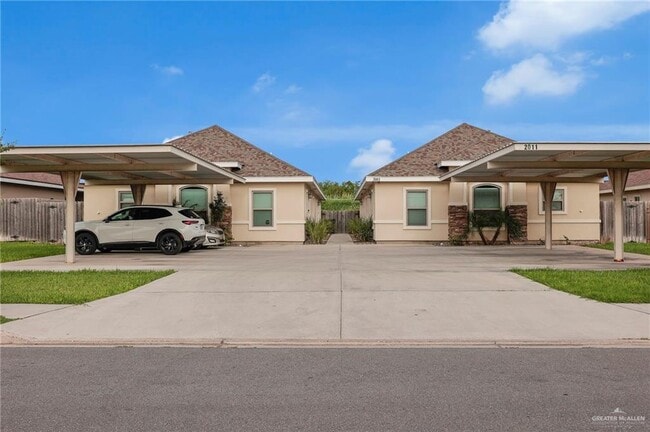 2011 Taft St in Weslaco, TX - Building Photo - Building Photo