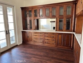 300 Apolena Ave in Newport Beach, CA - Building Photo - Building Photo