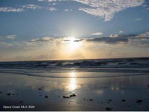 3170 N Atlantic Ave in Cocoa Beach, FL - Building Photo - Building Photo