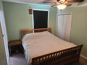 203 8th St in Oakmont, PA - Building Photo - Building Photo