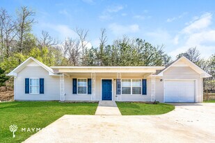 123 Dogwood Cir in Remlap, AL - Building Photo
