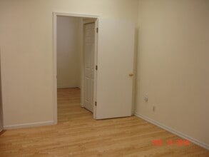 503 SE 325th Rd in Warrensburg, MO - Building Photo - Building Photo
