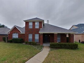 2033 Oak Bend Ln in Garland, TX - Building Photo