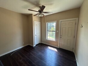 2208 Cumberland Ave in Waco, TX - Building Photo - Building Photo