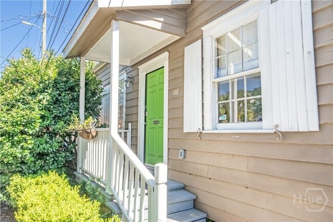 108 W Duffy Ln in Savannah, GA - Building Photo - Building Photo