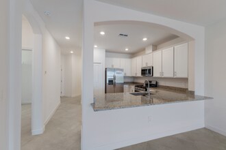 15520 Sunny Day Dr in Bradenton, FL - Building Photo - Building Photo