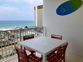 9860 S Thomas Dr, Unit 818 in Panama City Beach, FL - Building Photo