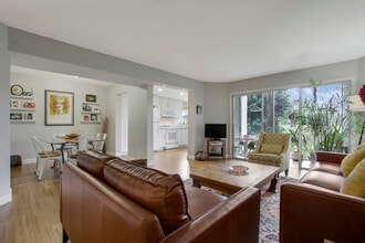 3755 Via Poinciana in Greenacres, FL - Building Photo - Building Photo