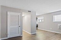 Stanwood Apartments photo'