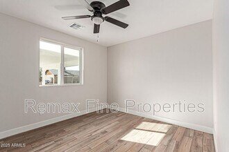 6421 S 23rd St in Phoenix, AZ - Building Photo - Building Photo