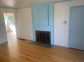 2911 SE 164th Ave in Portland, OR - Building Photo - Building Photo