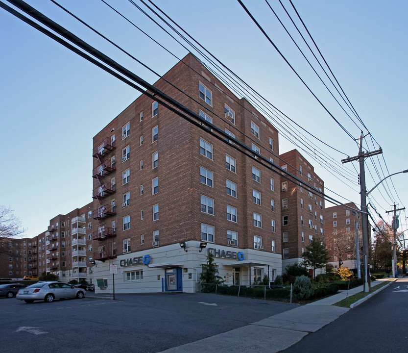 Kimberly Gardens Cooperative in Yonkers, NY - Building Photo