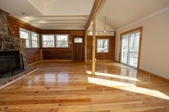 11961 Mente Rd in Manassas, VA - Building Photo - Building Photo