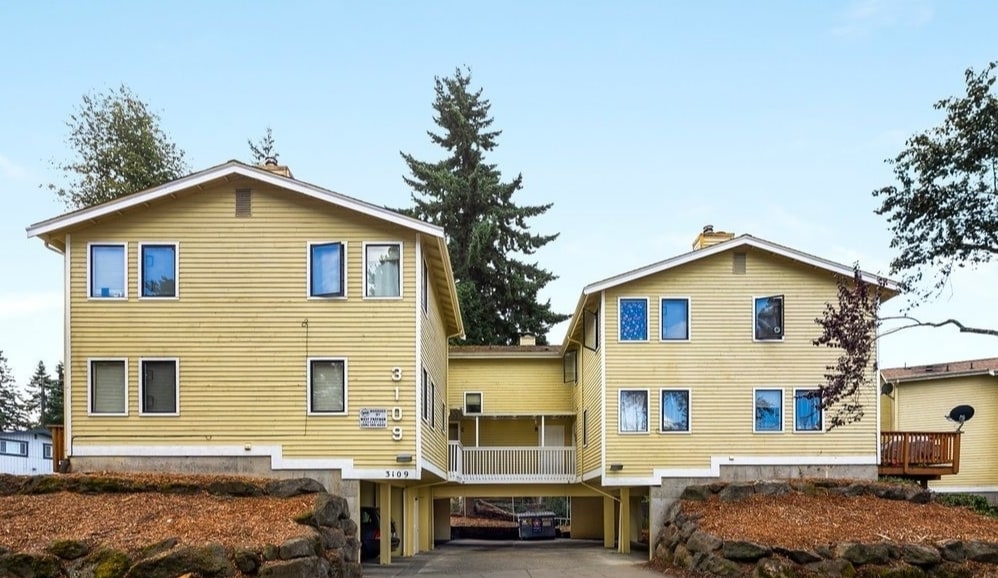 Halo 11 Townhomes in Renton, WA - Foto de edificio