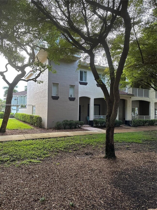 property at 1953 SE 24th Ave
