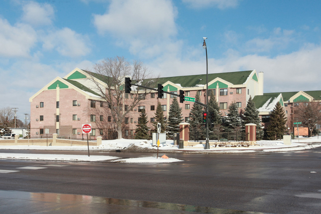 Copperfield Hill two in Minneapolis, MN - Foto de edificio