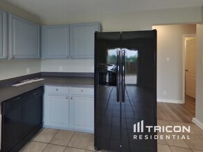 3417 Santa Fe Trail in Seguin, TX - Building Photo - Building Photo