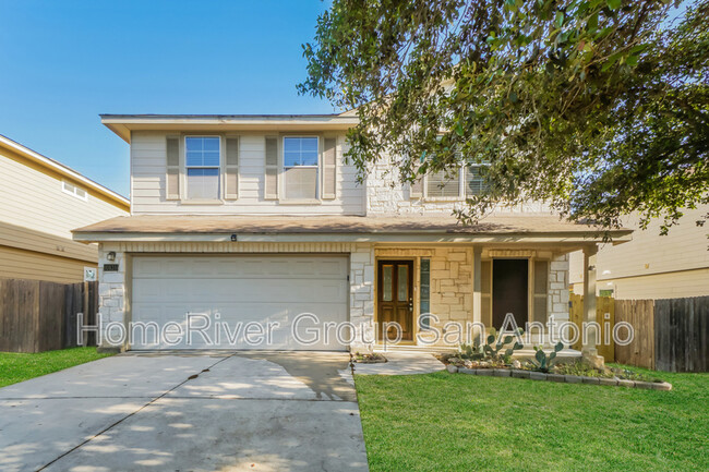 10835 Bearwolf Bay in San Antonio, TX - Building Photo - Building Photo