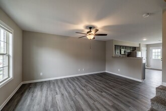 Chalet Village in Clarksville, TN - Foto de edificio - Interior Photo