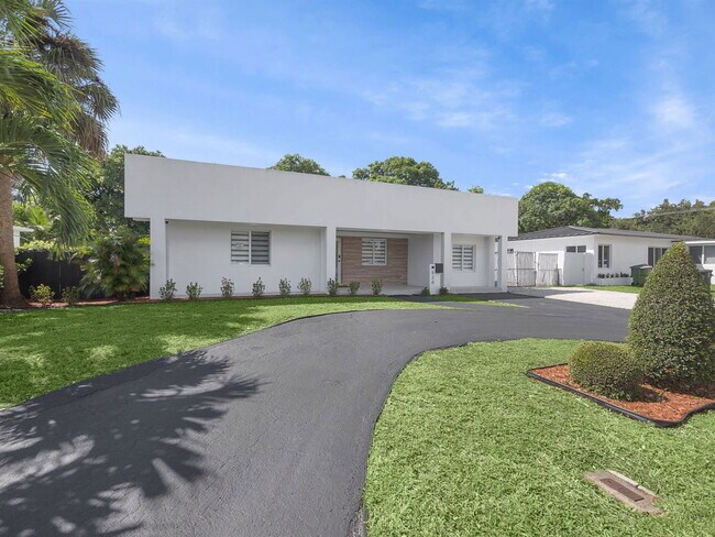 property at 520 NE 135th St