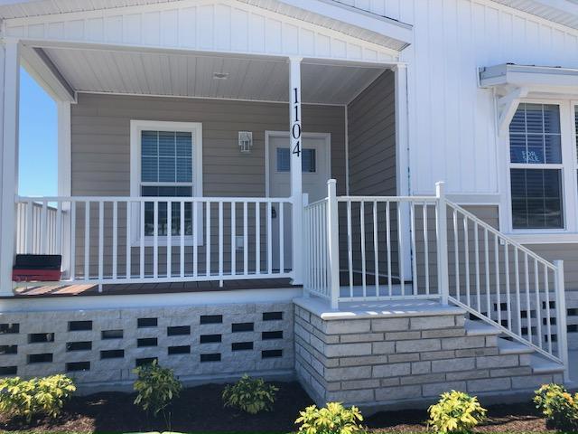 property at 1104 Jacaranda Ct