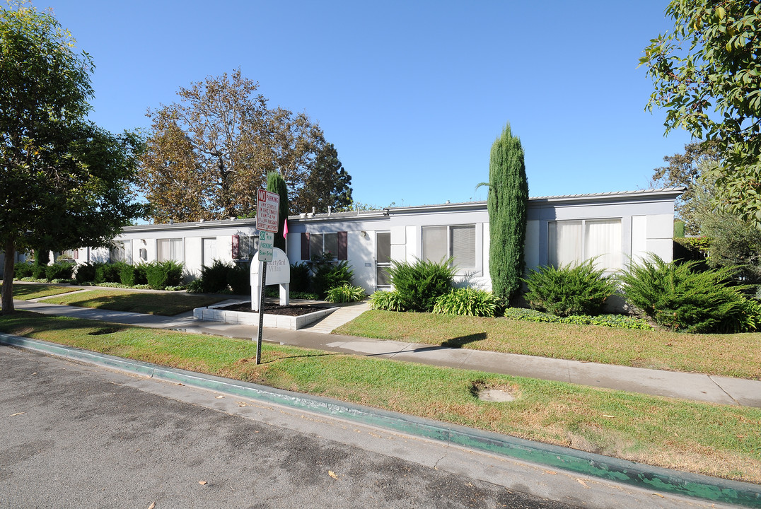 Courtyard Villas in Garden Grove, CA - Building Photo