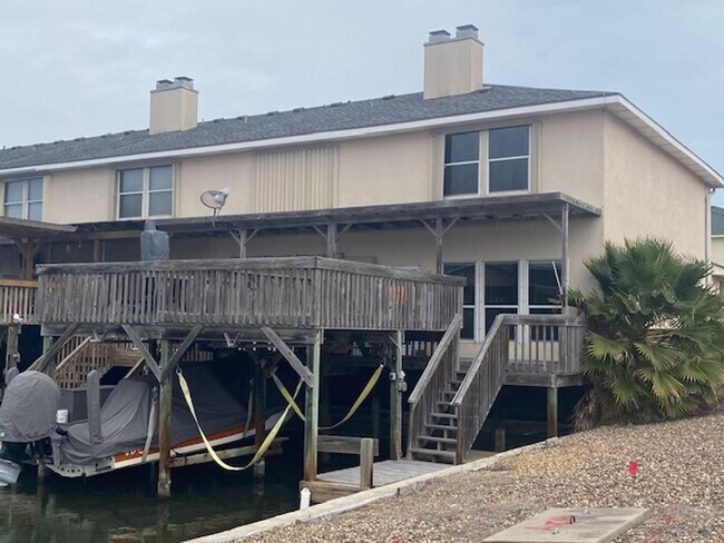 15433 Seamount Cay Ct in Corpus Christi, TX - Building Photo - Building Photo