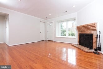 760 N Vermont St in Arlington, VA - Building Photo - Building Photo