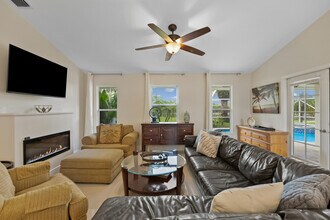 2980 Werwood Ct in Wellington, FL - Building Photo - Building Photo