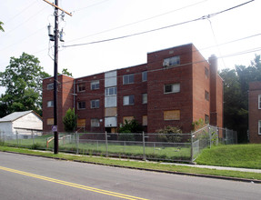 4810 Quarles St NE in Washington, DC - Building Photo - Building Photo