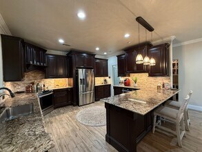 5828 Avenue P in Santa Fe, TX - Building Photo - Building Photo