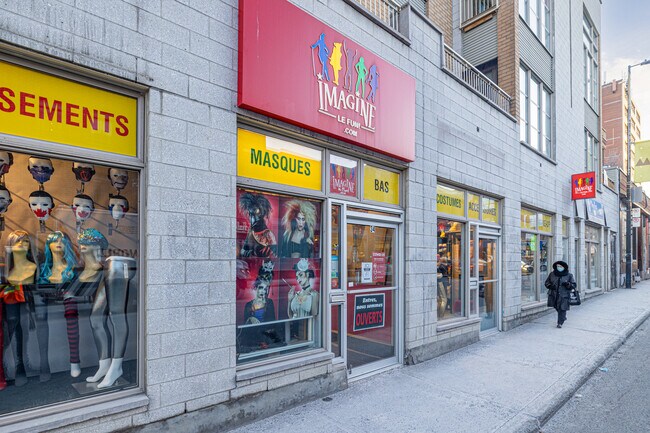 20-34 Du Mont-Royal Av E in Montréal, QC - Building Photo - Building Photo