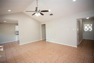632 Lake Crest Pkwy in Azle, TX - Building Photo - Building Photo