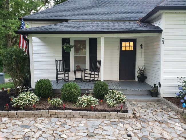 20 Little and Mays Dr in Taylorsville, NC - Building Photo - Building Photo