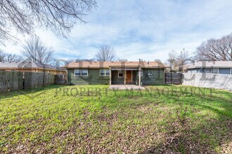 3240 S Custer Ave in Wichita, KS - Building Photo - Building Photo