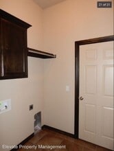 2300 Kintyre Rd in Yukon, OK - Foto de edificio - Building Photo