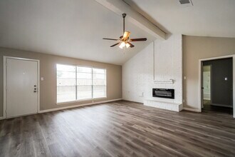 16311 Alametos Dr in Houston, TX - Building Photo - Building Photo