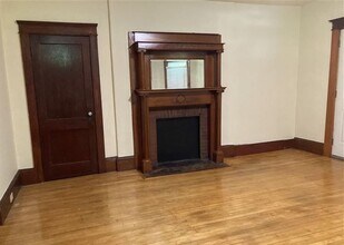 137 Merriam Ave in Leominster, MA - Foto de edificio - Building Photo