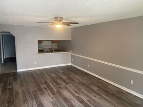 2843 Gulfwind Dr N in Tallahassee, FL - Building Photo - Building Photo