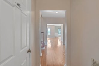 66 Bergen Ridge Rd in North Bergen, NJ - Foto de edificio - Building Photo