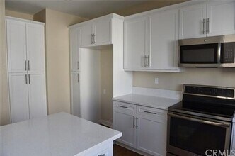 8166 Orangethorpe Ave in Buena Park, CA - Building Photo - Building Photo