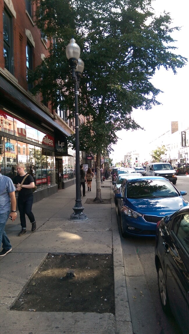 1540 N Milwaukee Ave, Unit penthouse in Chicago, IL - Foto de edificio - Building Photo