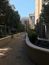 5501 DeMarcus Blvd, Unit 251 in Dublin, CA - Foto de edificio - Building Photo