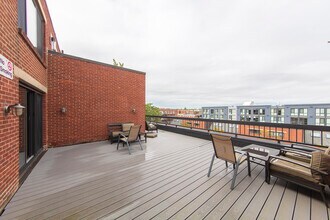 85 Brainerd Rd, Unit 1 in Boston, MA - Foto de edificio - Building Photo