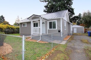 7225 SE 65th Ave in Portland, OR - Building Photo