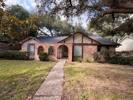 2807 Kenross St in Houston, TX - Building Photo
