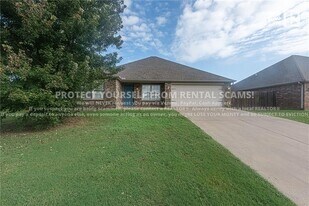 2280 Bunker Ln in Farmington, AR - Building Photo